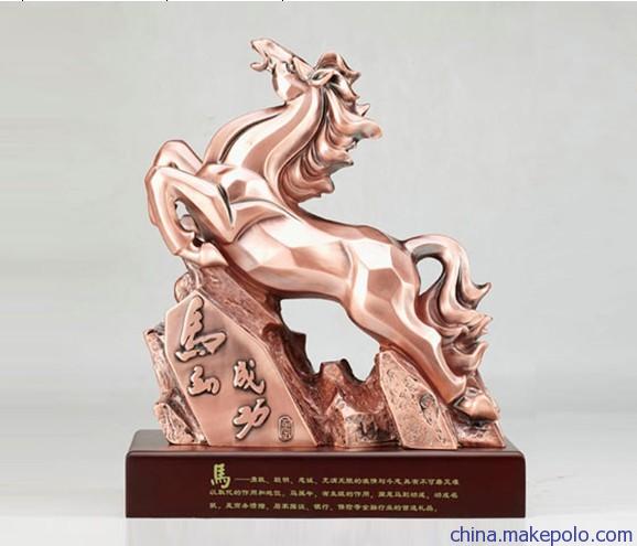 探索深圳金屬成功馬獎杯 工藝、寓意與市場供應